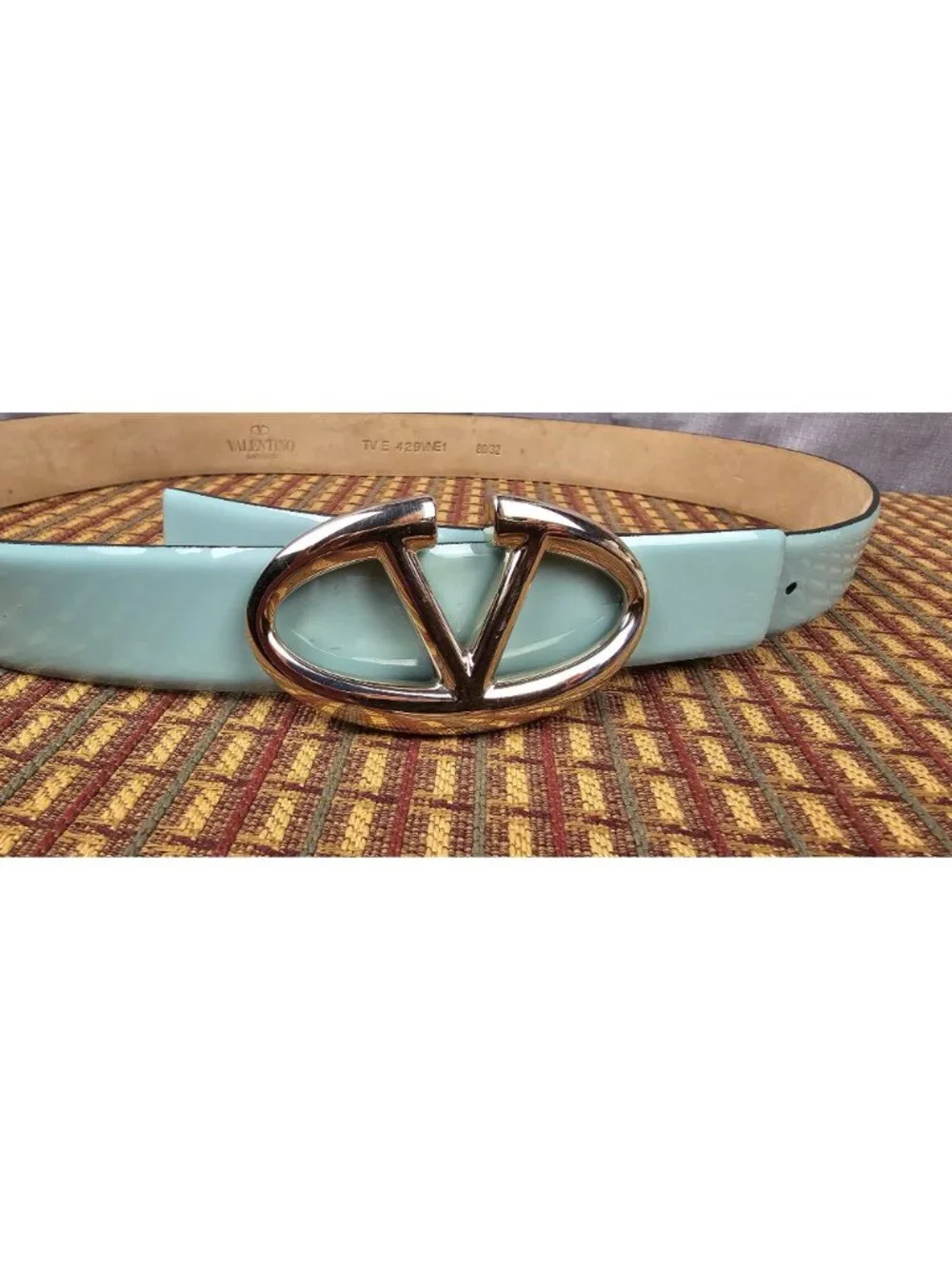 Valentino Garavani Womens Light Blue Belt With Gold V Logo Buckle Size 80/32 Lea